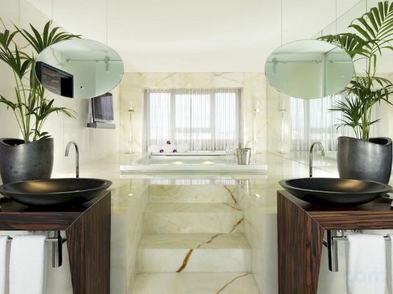 Фото Sheraton Lisboa Hotel & SPA