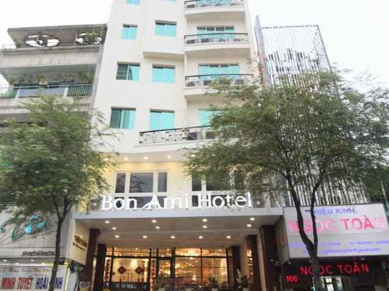 Фото отеля 1