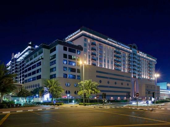 Hotel Pullman Dubai Creek City Centre Residences, Dubai, photo