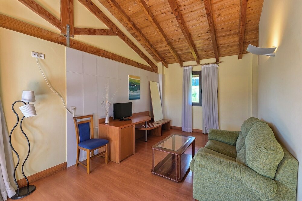 Фото Hotel Ibaigune