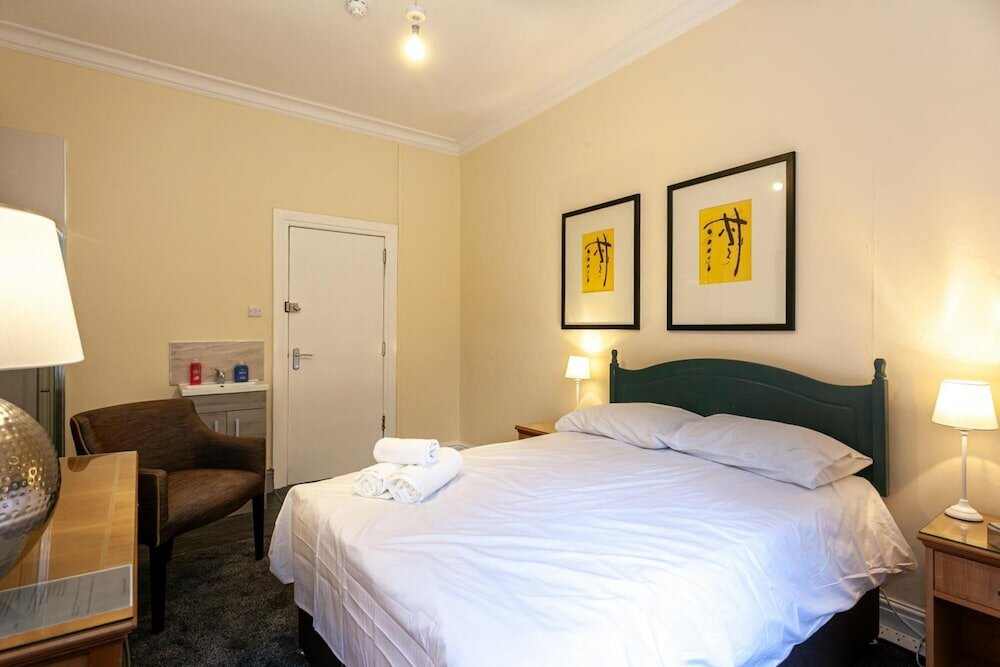 Фото Townhouse № 12