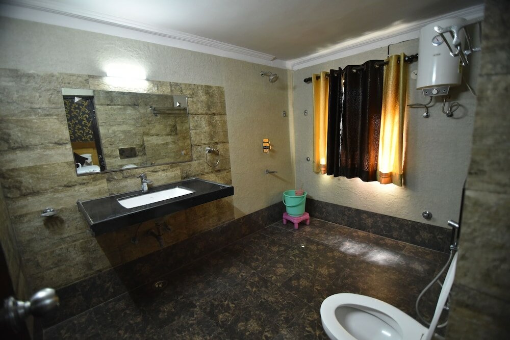 Фото Hotel Vaishnavi