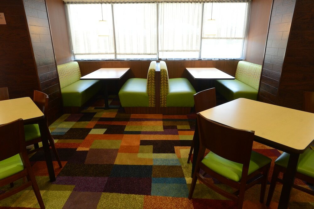 Фото Fairfield Inn & Suites Bowling Green