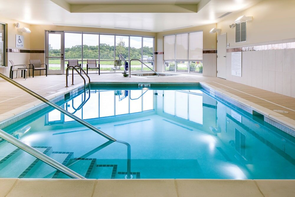 Фото Courtyard by Marriott Omaha Bellevue Beardmore Event Center