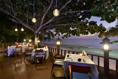 Внешний вид отеля Andaman White Beach Resort в Чонге Тале, фото 2