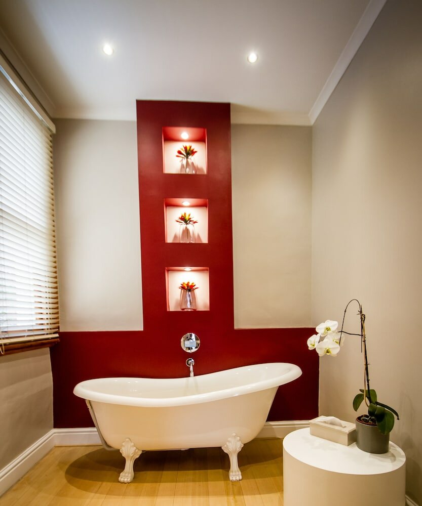 Фото The Walden House