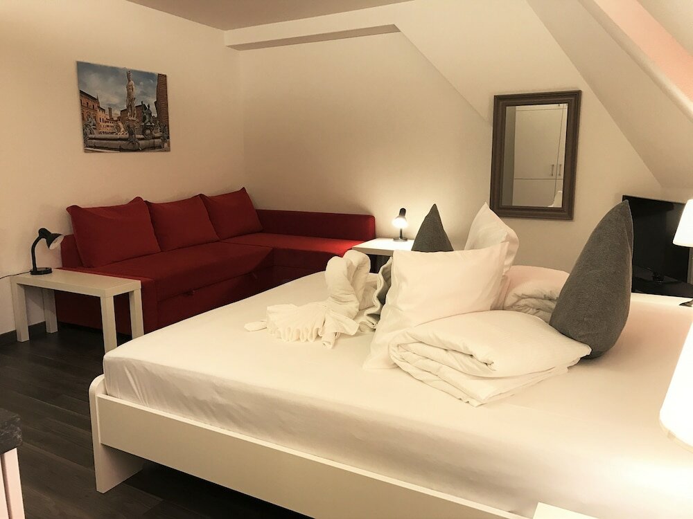 Фото Inside Five City Apartments