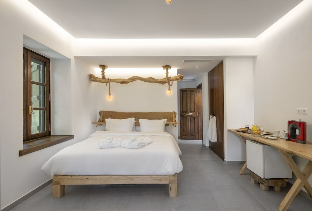 Фото Palios Stathmos