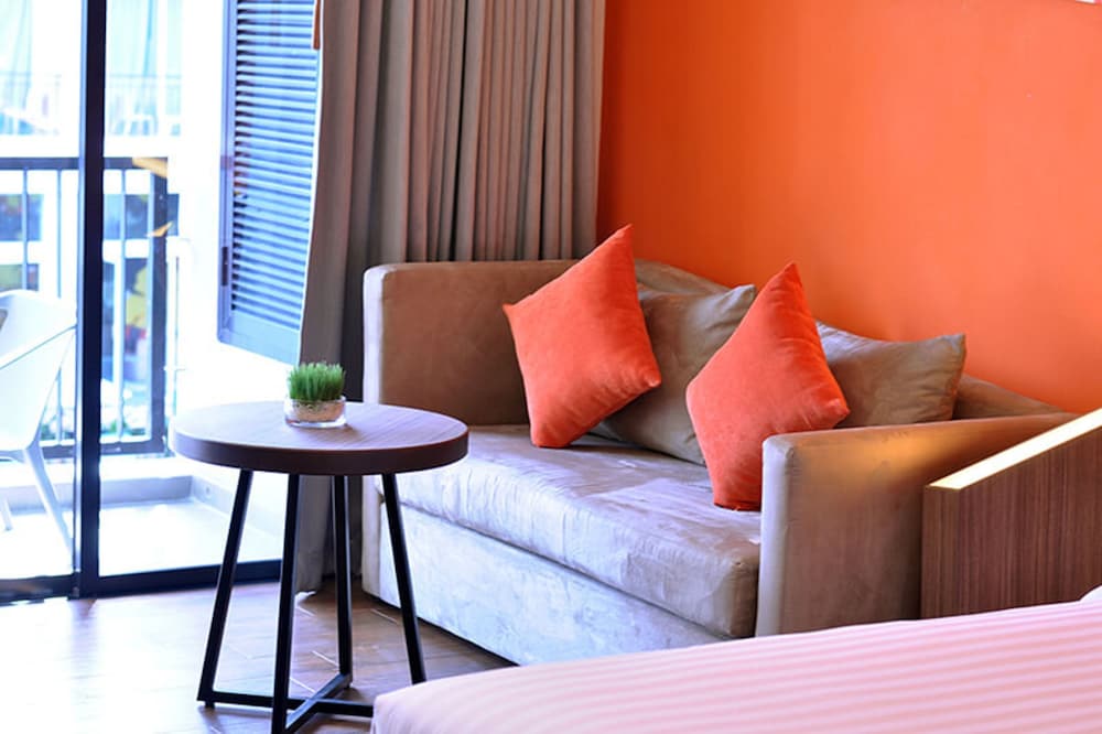 Фото J Inspired Hotel Pattaya