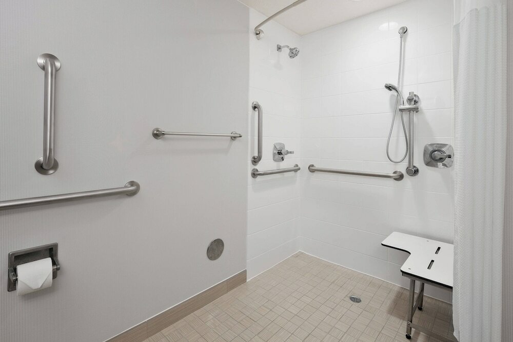 Фото 94998785144