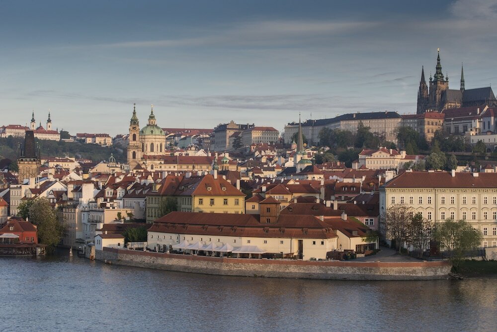Фото Four Seasons Hotel Prague
