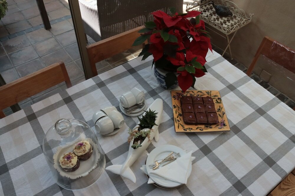 Фото On the Cliff Guest House