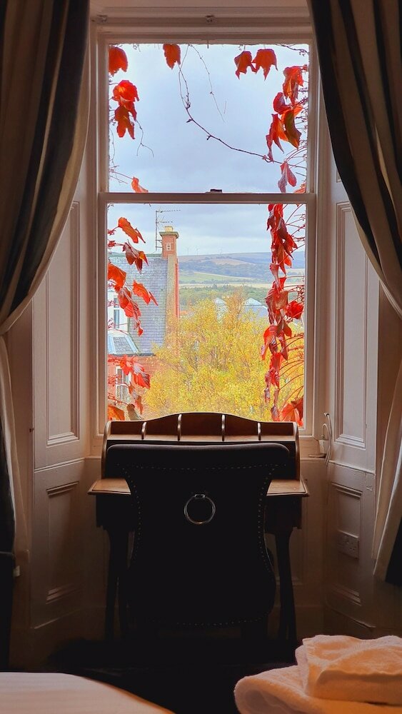 Фото Bayswell Park Hotel