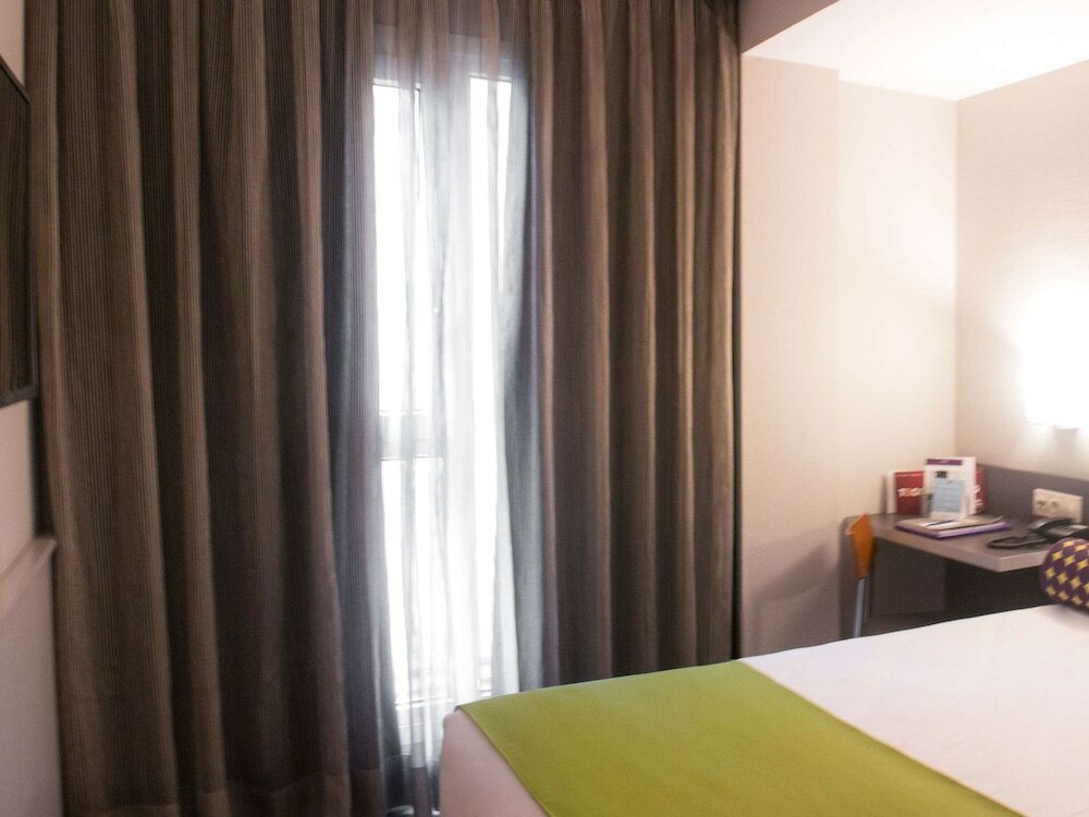 Фото Mercure Madrid Centro