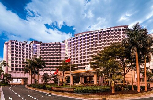 Harbour Plaza Metropolis