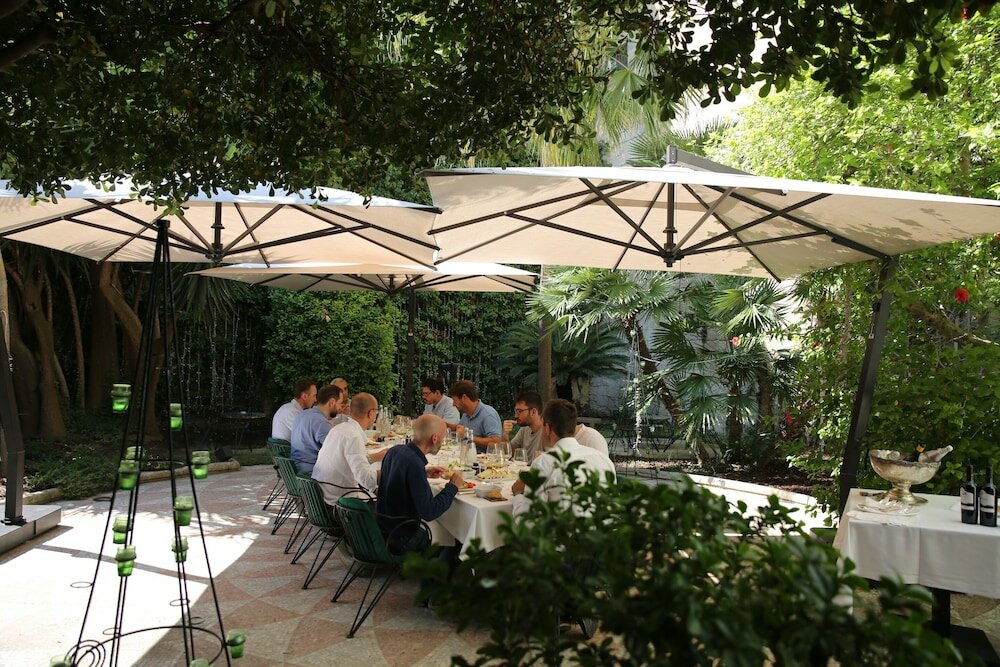 Фото Palazzo Bozzi Corso by La Fiermontina