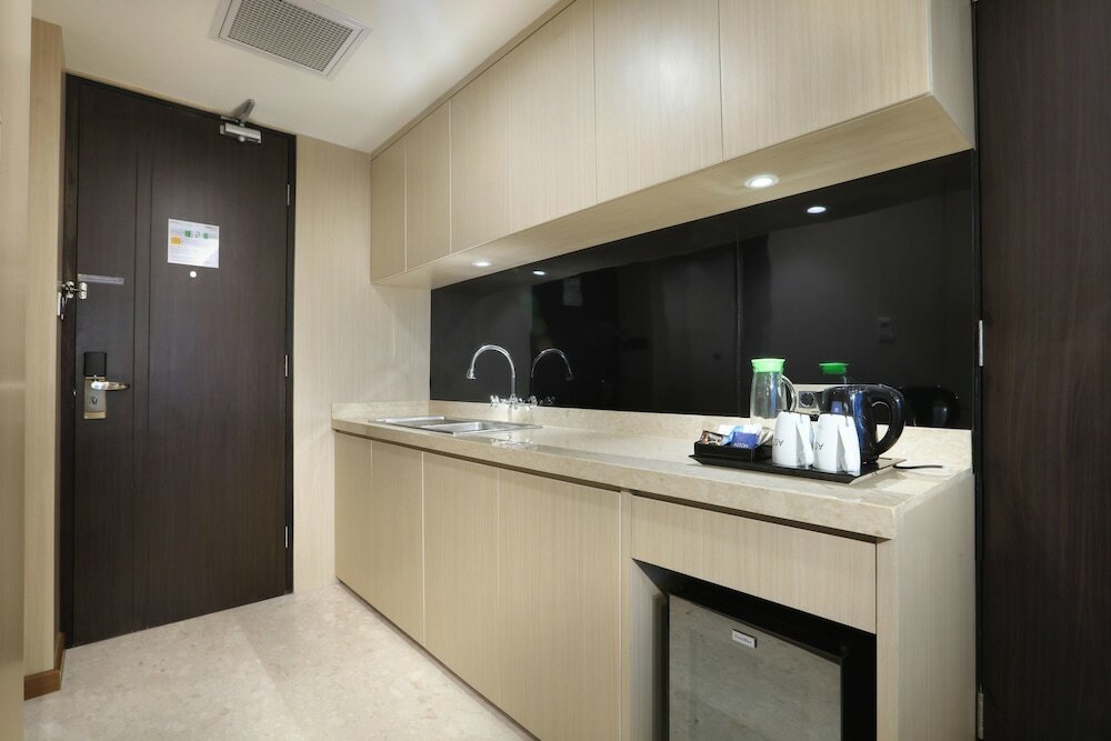 Фото Aston Kartika Grogol Hotel & Conference Center