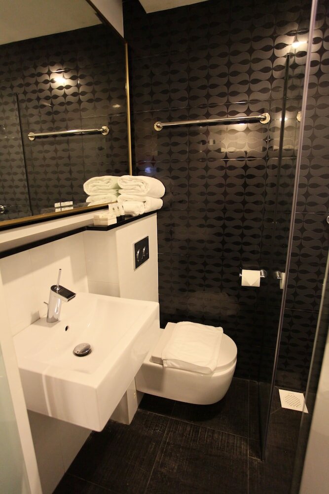 Фото Venue Hotel