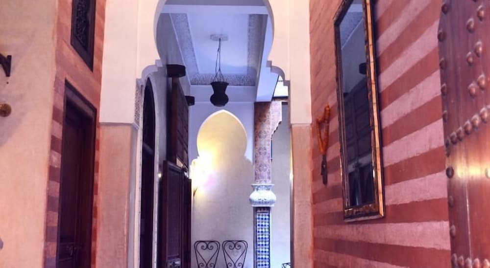 Фото Riad Charik