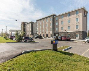 Гостиница Comfort Inn & Suites Airport North