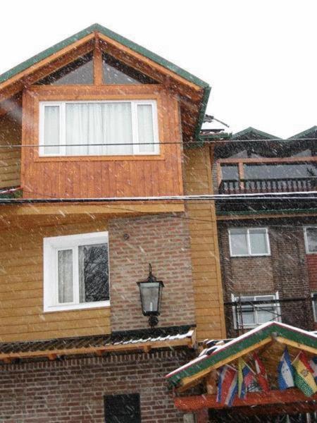 Фото Ruca Cheli Village Ski Hotel