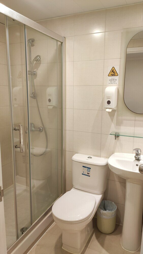 Фото Goodrich Hotel