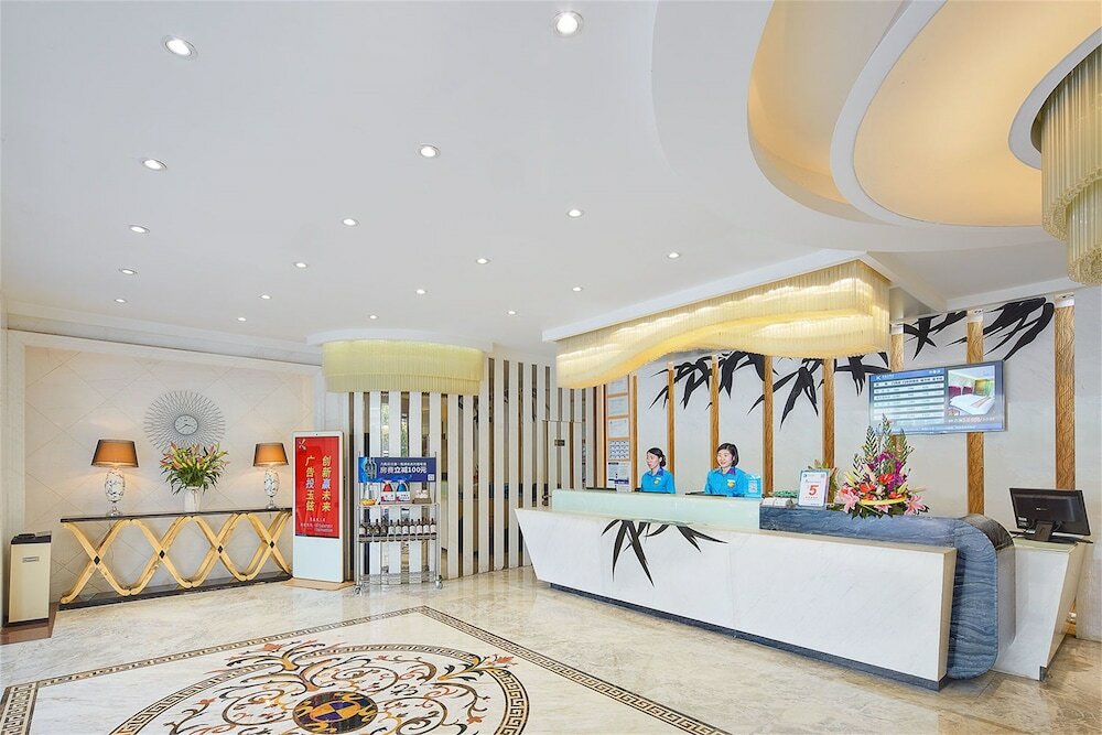 Фото Kaiserdom Hotel Guangzhou Ouzhuang