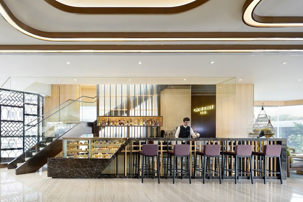 Фото Island Pacific Hotel