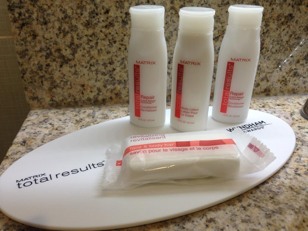 Фото Rockaway Hotel Brooklyn