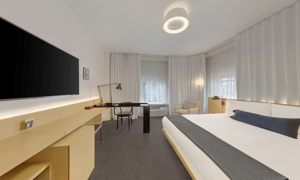 Фото Ambassador Chicago