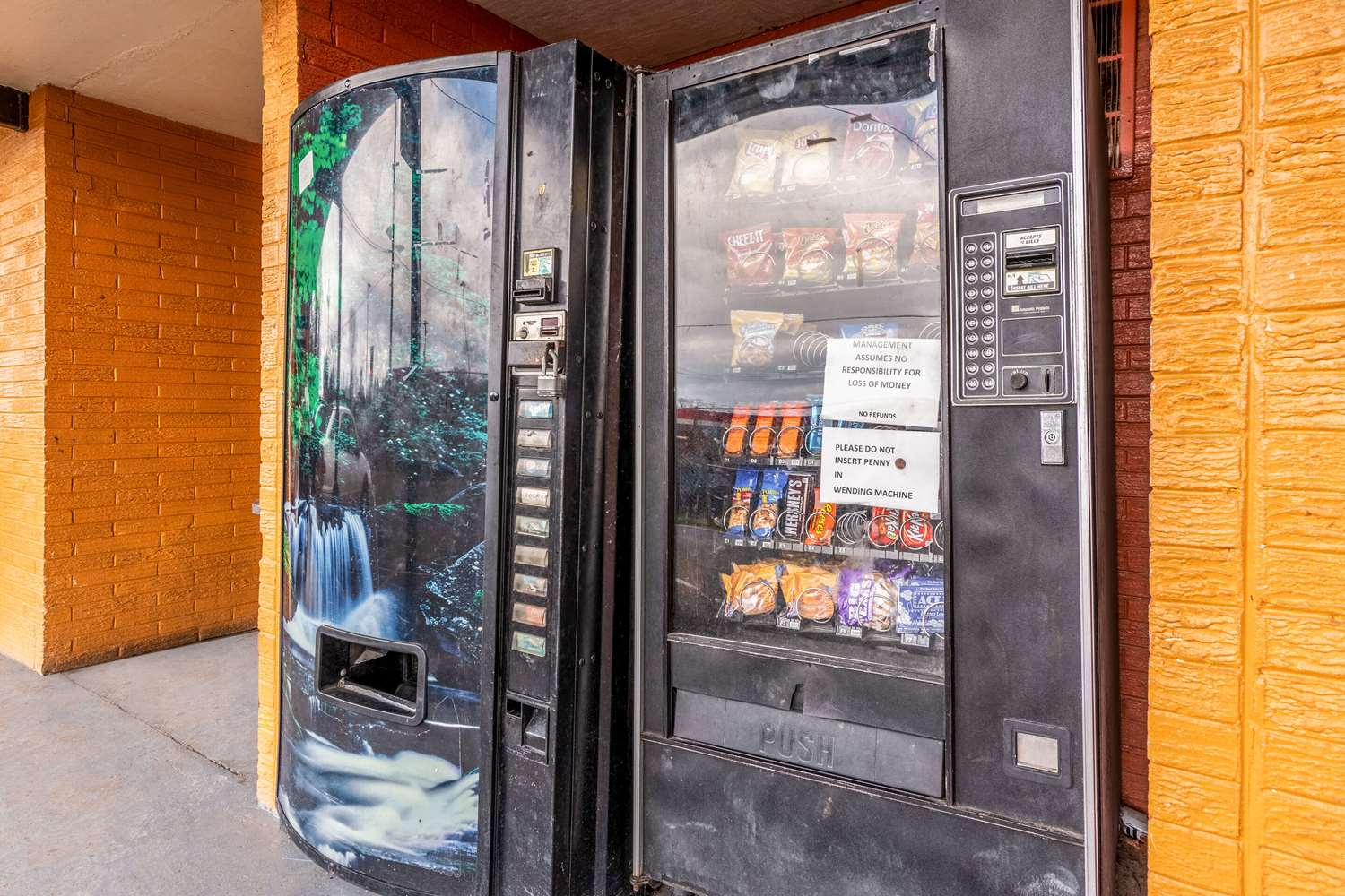 Фото Econo Lodge Charlotte Airport Area