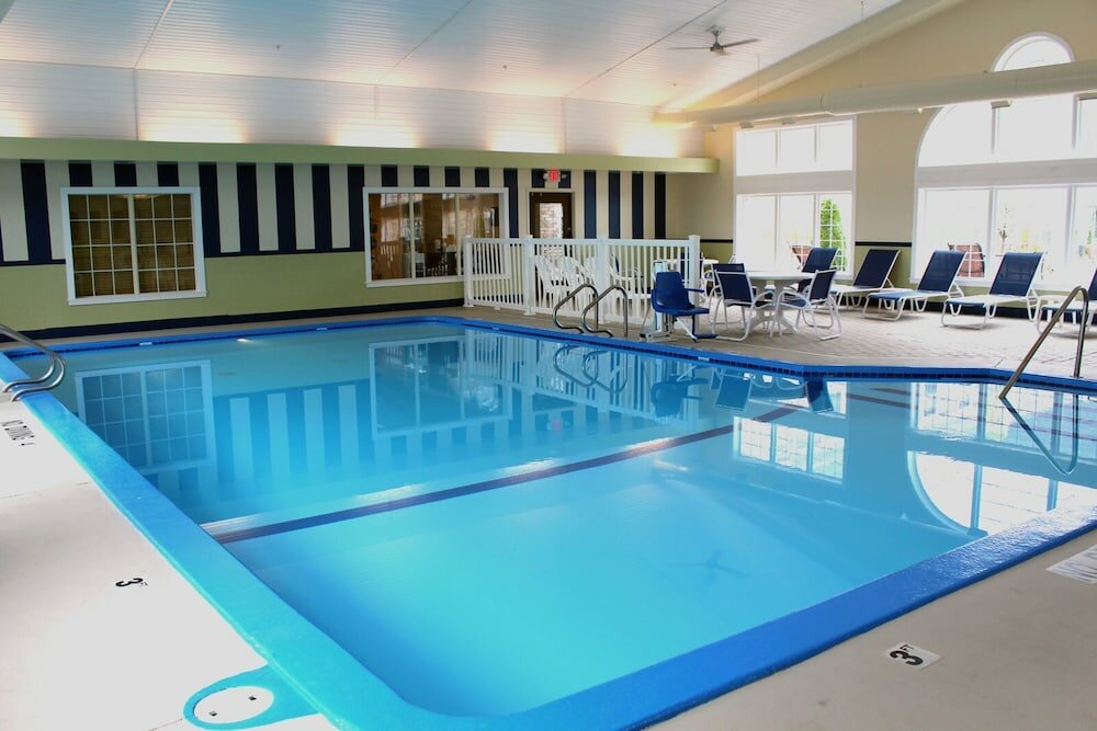 Фото Comfort Inn & Suites and Conference Center