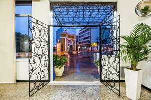 Гостиница Hotel Dorado Plaza Centro Histórico