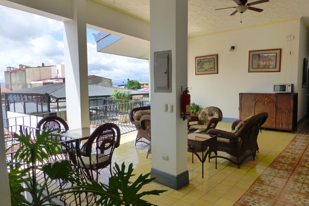 Фото Santo Tomas Hotel