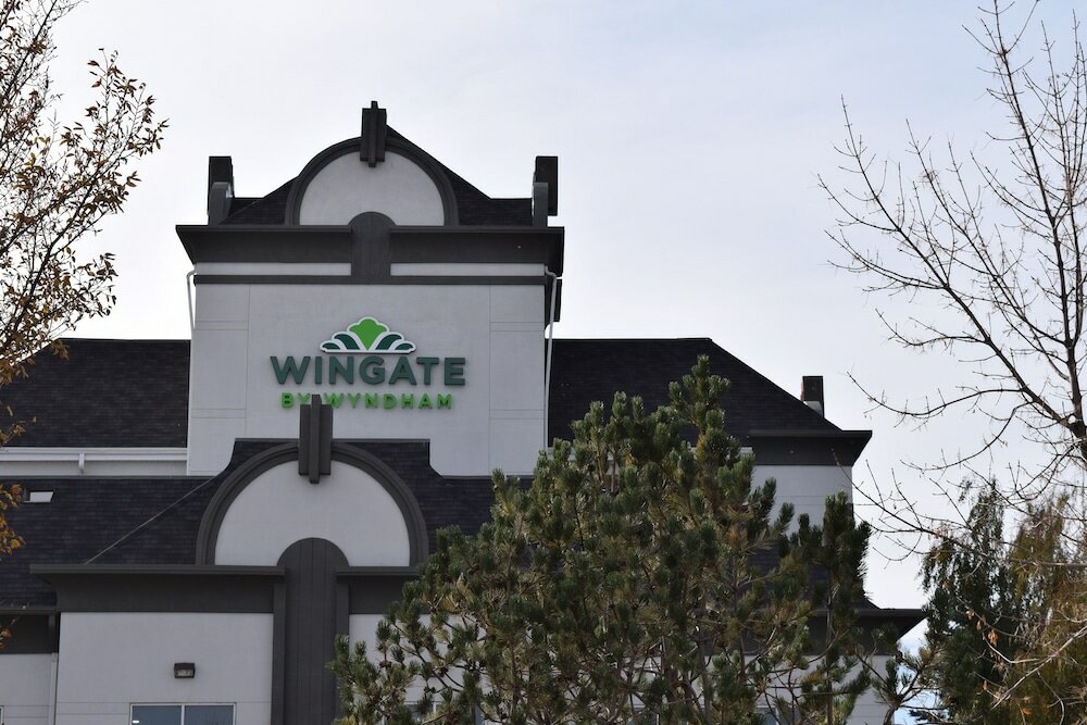 Фото Wingate by Wyndham Lethbridge