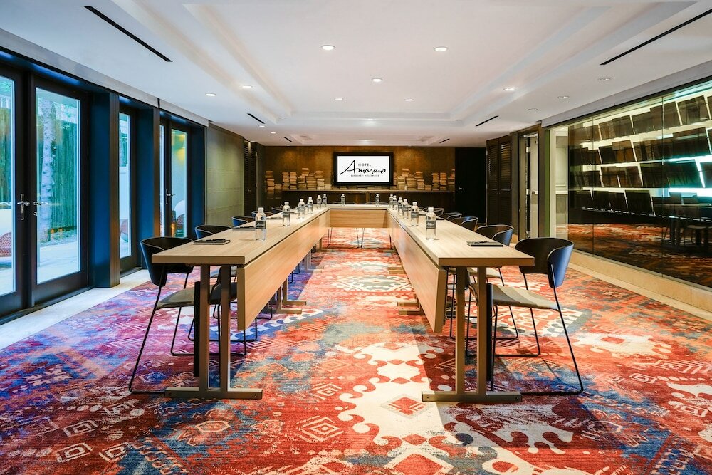 Фото Hotel Amarano Burbank - Hollywood