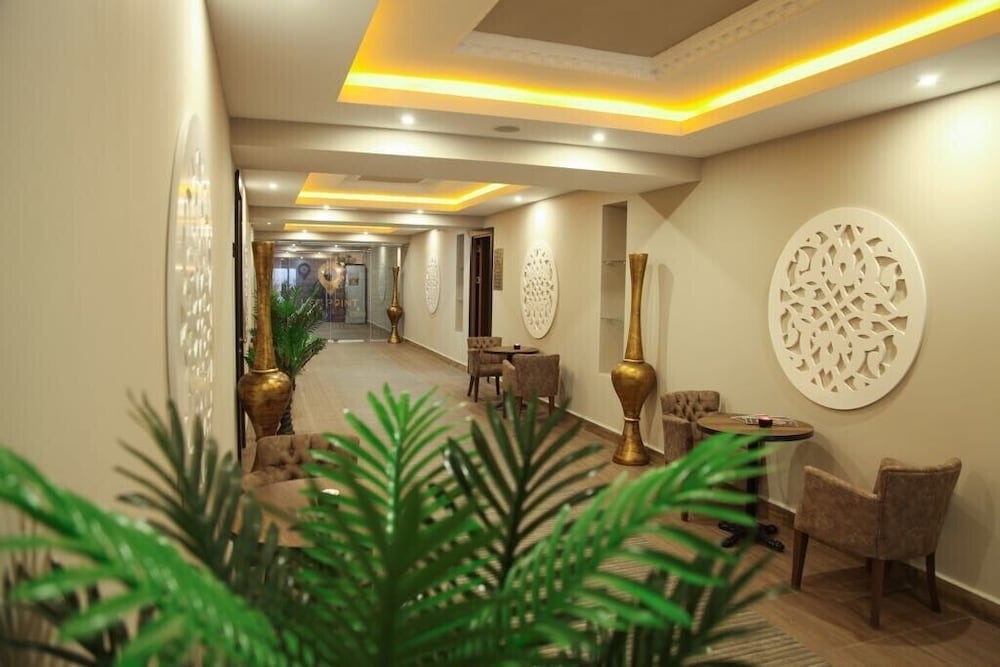 Фото Jasmine Court Hotel & Casino