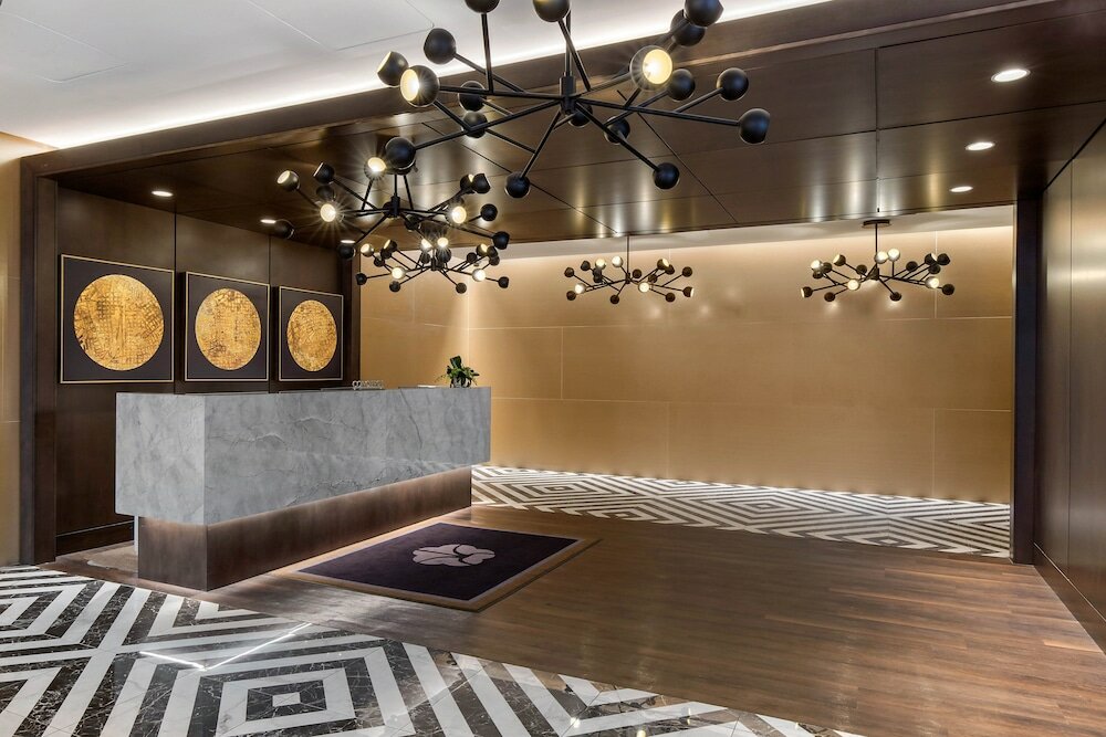 Фото Omni Charlotte Hotel