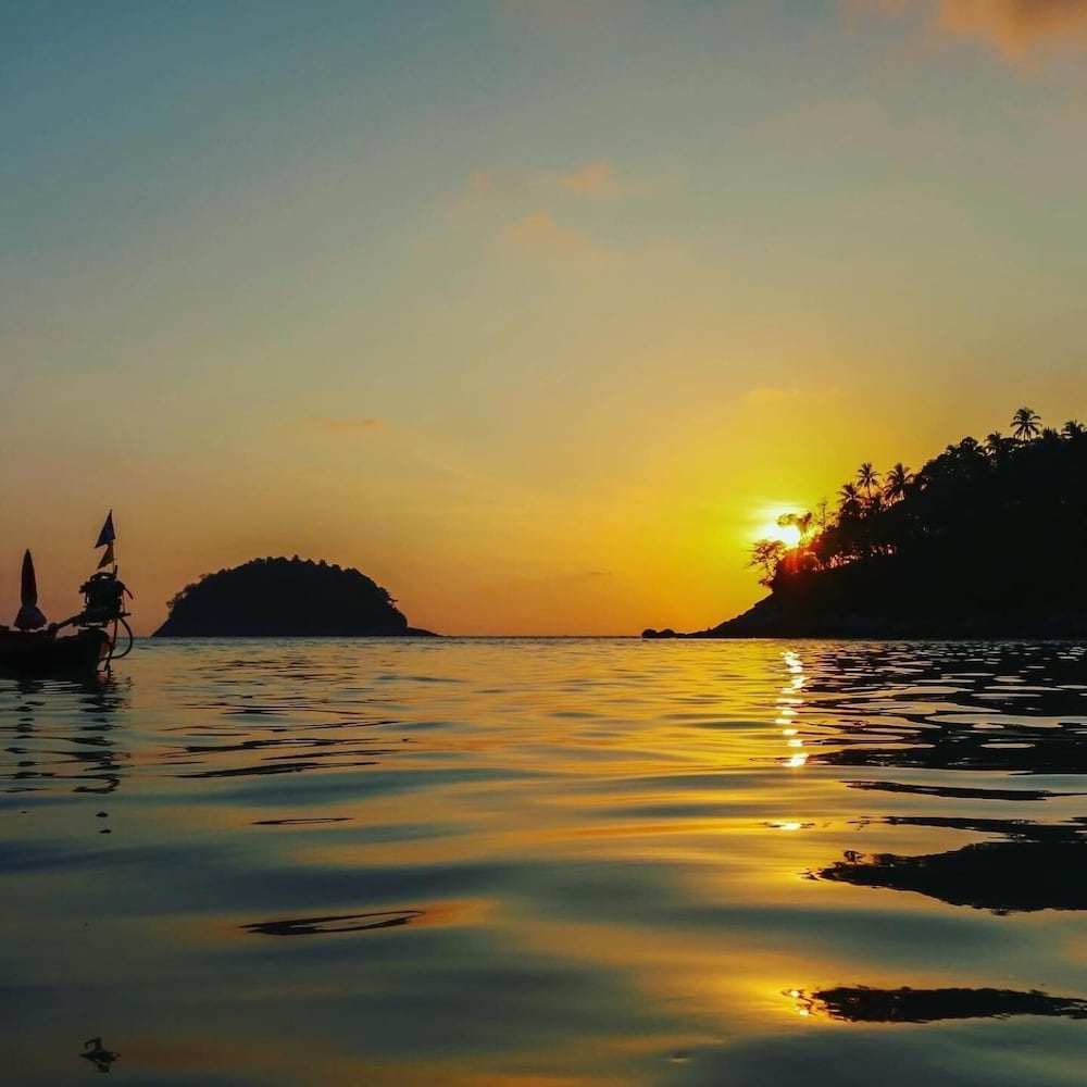 Фото The Mantra Hotel