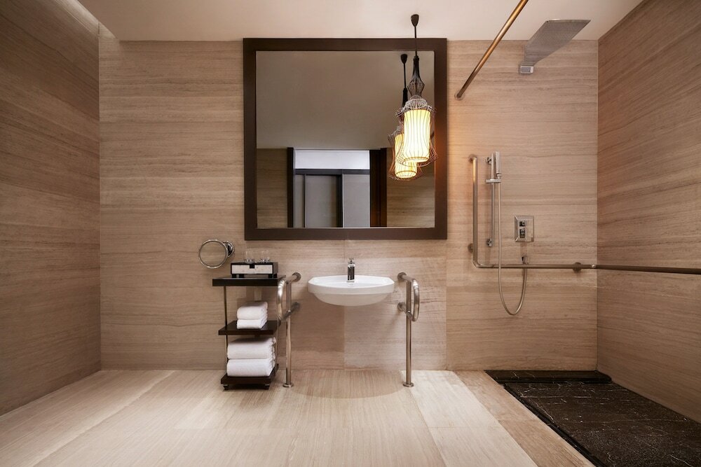 Фото Sheraton Shanghai Waigaoqiao Hotel