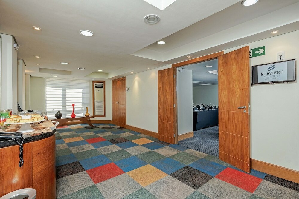 Фото Slaviero Curitiba Batel