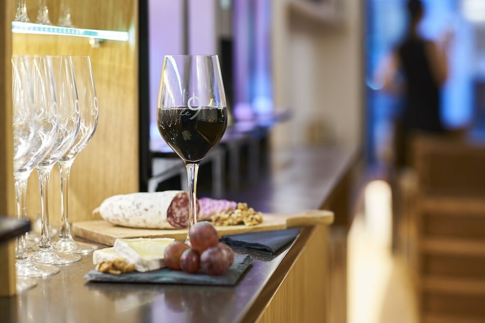 Фото 9Hotel Republique