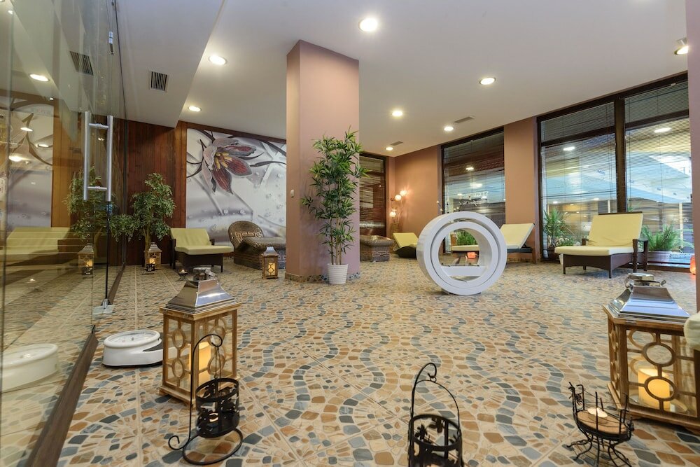 Фото St. George Ski & Holiday