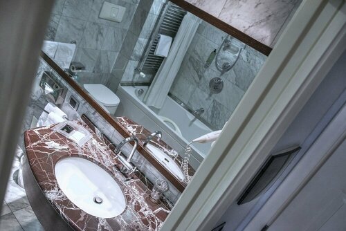 Внешний вид отеля Italiana Hotels Cosenza в Козенце, фото 5