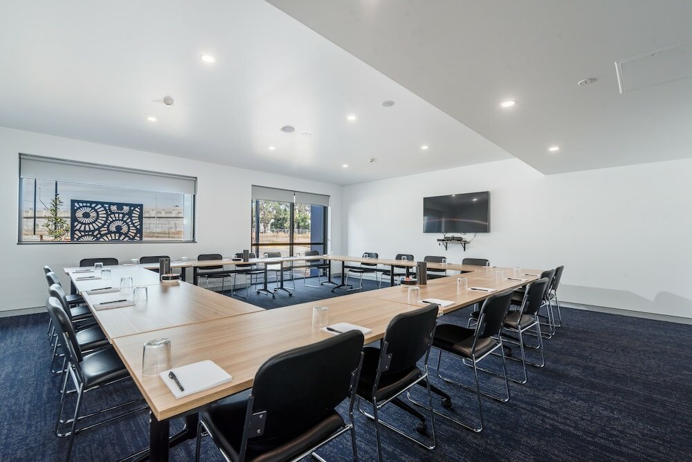 Фото Thornton Executive Hotel