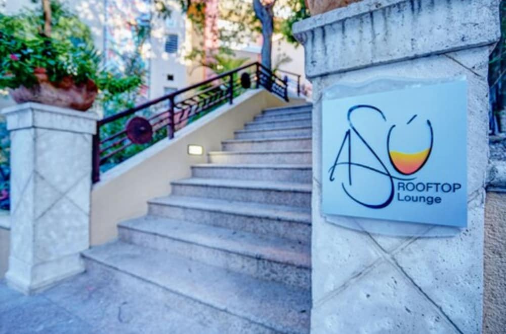 Фото Karibe Hotel