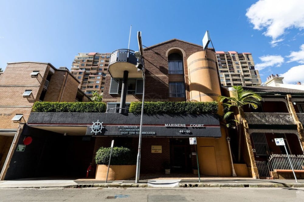 Фото Mariners Court Hotel Sydney