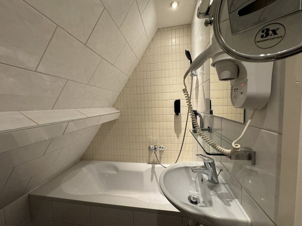 Фото Boutique Hotel La Belle Vue