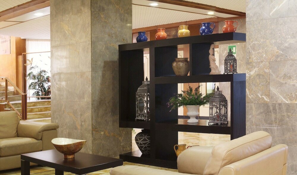 Фото Hotel Plaza