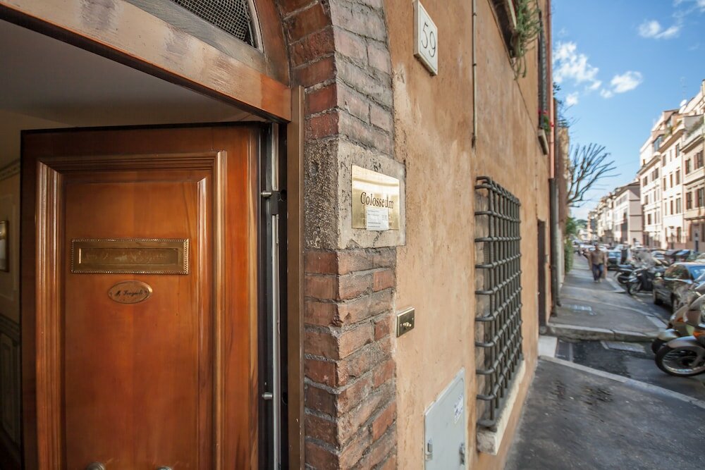 Фото Colosseum B